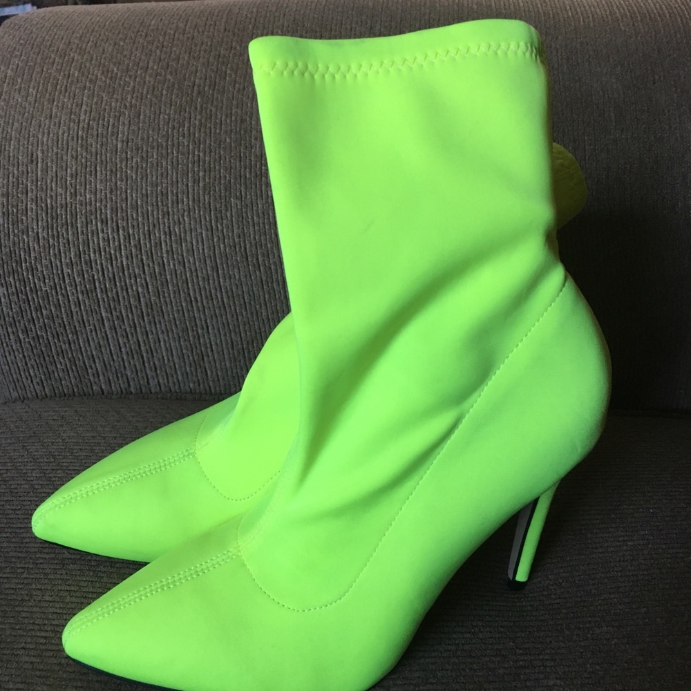 NWOT Neon FN heeled boots - Picture 5 of 6